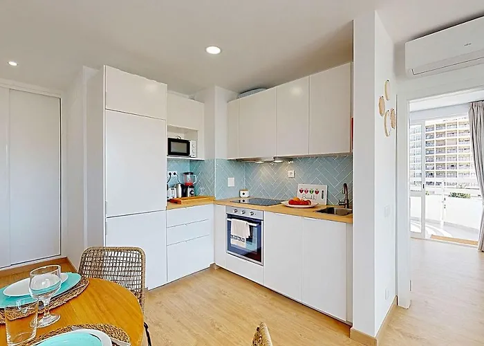 Da Avo Te - Em Frente A C Piscina