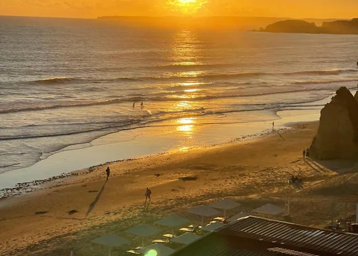 Da Avo Te - Em Frente A C Piscina *